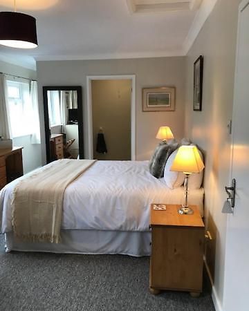 The Oak Inn Evesham Bagian luar foto
